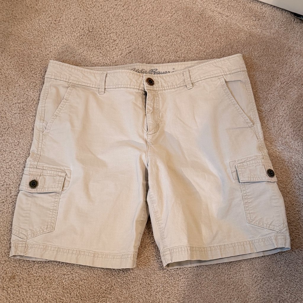 Eddie Bauer Brand Cargo Shorts Size 10 Khaki
